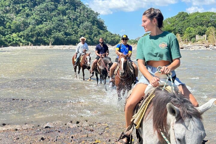 Puerto Vallarta River Ride: Horseback Swimming & Tequila Tasting with Unlimited Margaritas