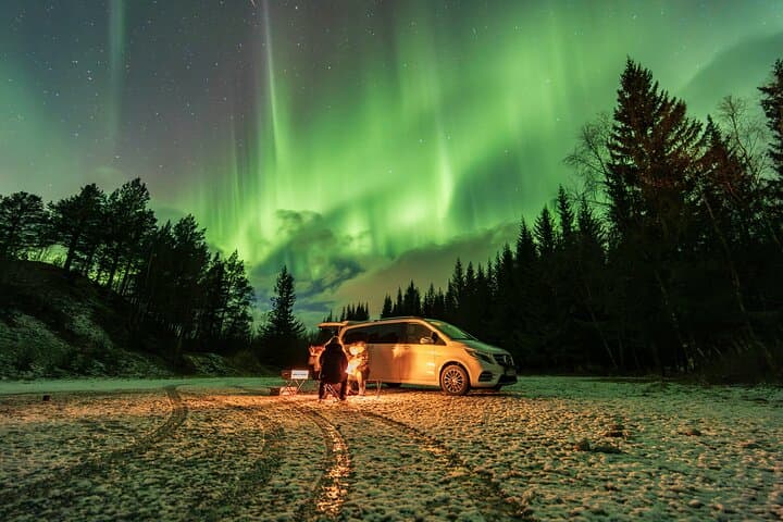Chasing the Northern Lights from Tromsø: Small-Group Aurora Quest