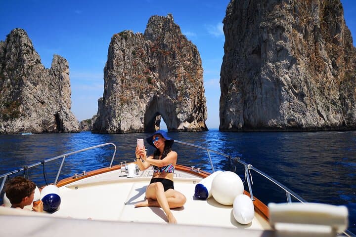 Private Full-Day Boat Tour: Sorrento, Capri & Positano
