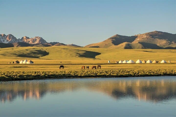 Song Kul Lake Nomadic Adventure: 2-Day Yurt Camp, Passes & Horseback Trails