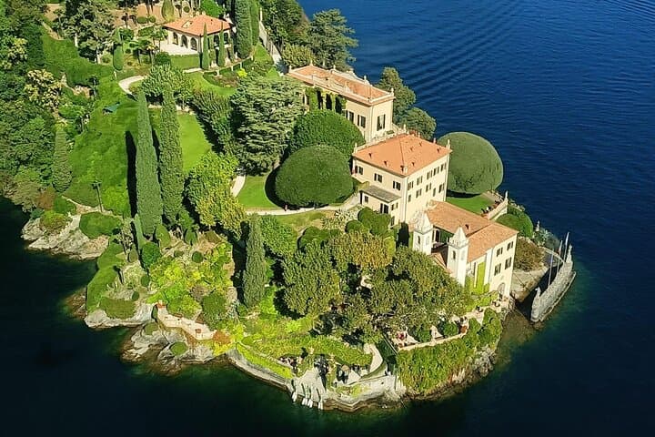 Como City Walking Tour and Lake Como Scenic Flight: Seaplane Views of Villa del Balbianello
