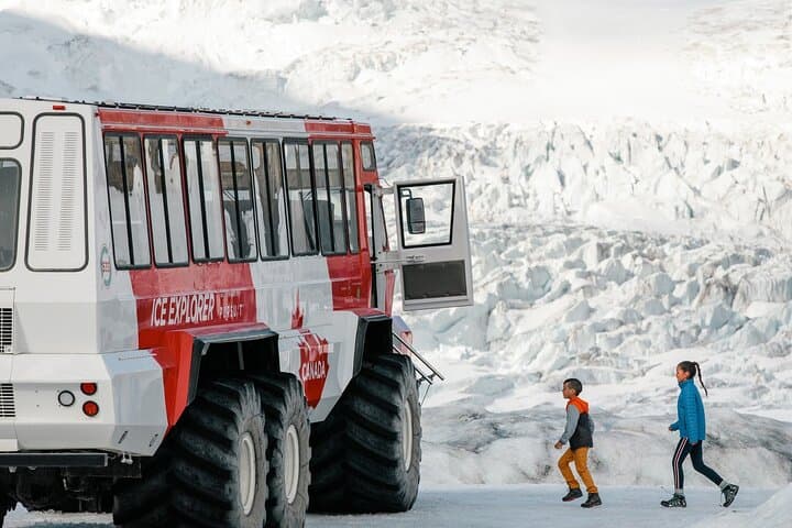 4-Day Banff, Jasper & Columbia Icefield Tour — Walk a Glacier and See Lake Louise photo 4
