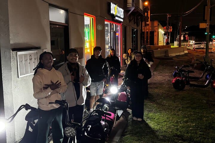 Cruise Downtown Houston: Fat Tire 2-Seater Rentals for Urban Exploration photo 3