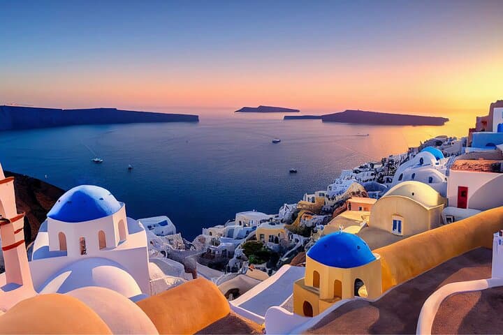 Santorini Highlights Minibus Tour: Akrotiri, Red Beach & Oia Sunset
