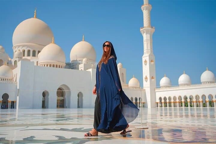 Sheikh Zayed Grand Mosque Tour from Dubai: Private Abu Dhabi Visit with Priority Access
