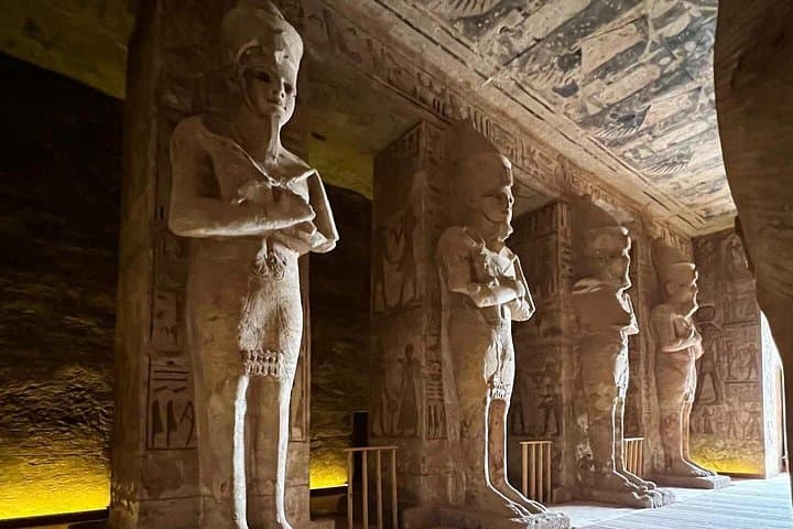 Luxor Day Trip from Hurghada — Karnak, Valley of the Kings & BBQ Lunch photo 1