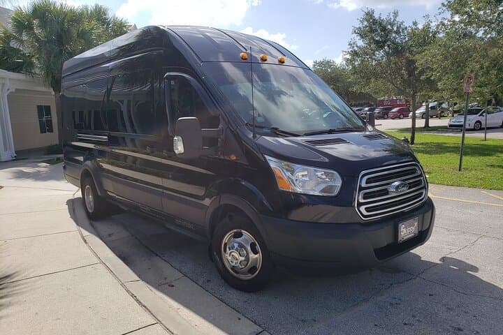 Luxury MCO to Disney Transfer: Private Car Service to Lake Buena Vista