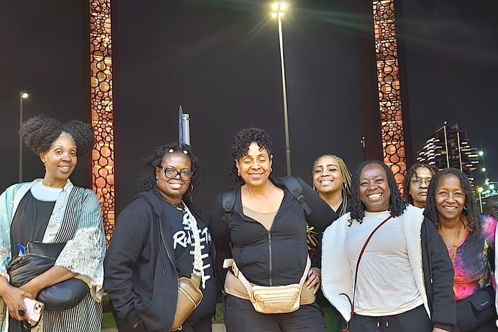 Private Dubai by Night Tour with Dinner: Layover City Highlights photo 6