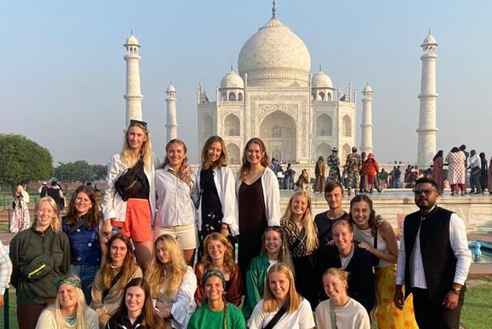 Private Sunrise Taj Mahal Tour from Delhi — Sunrise Viewing, Agra Fort & Baby Taj photo 2