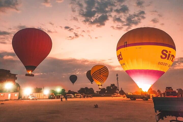 Sunrise Hot Air Balloon Ride Over Luxor's Ancient Temples