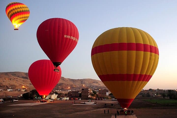 Sunrise Hot Air Balloon Ride Over Luxor's Ancient Temples photo 2