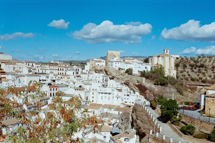 Ronda and Setenil Day Tour from Malaga — Puente Nuevo, Cliff Homes & Free Photoshoot photo 2