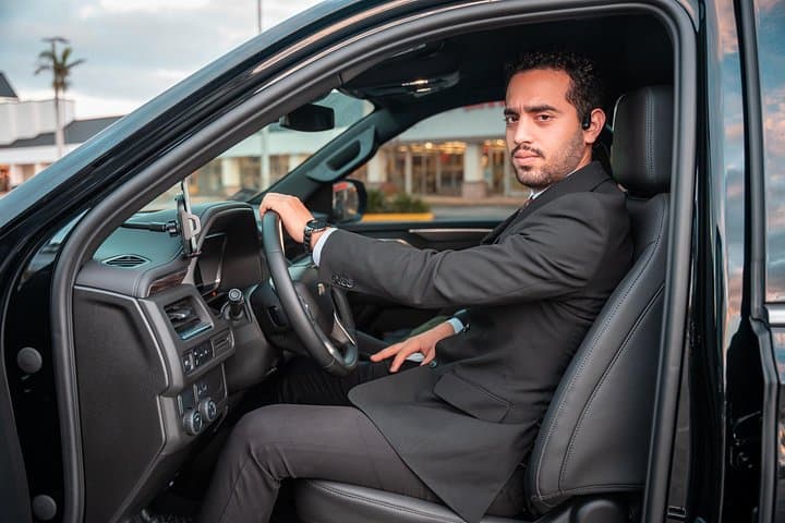 Private Transfer to Fort Lauderdale Airport FLL: Luxury Departures & Practical Tips photo 3