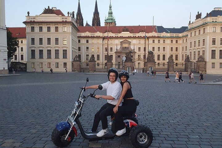 Electric Trike Prague: Panoramic Viewpoints & City Sightseeing Tour photo 6