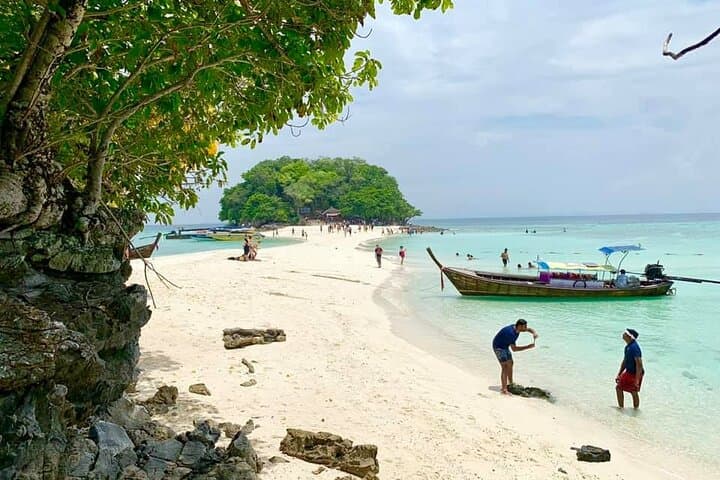 Krabi 7-Island Sunset Speedboat: Railay, Poda & Bioluminescent Night Swim photo 3