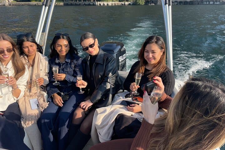 Two-Hour Lake Como Mini Boat Tour with Aperitif and Villa Views photo 3