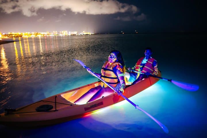 LED Night Kayak Tour in Aruba — Glow-on-the-Water Paddle Experience photo 6