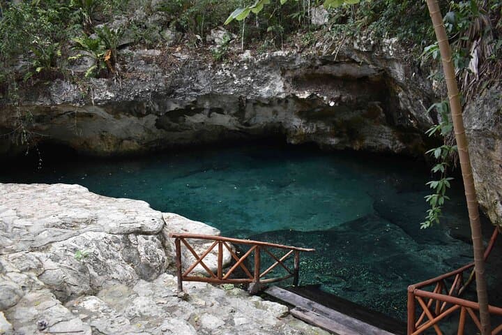 Tulum Tour: Tulum Ruins, Casa Tortuga Cenotes & "Come to the Light" Experience photo 5