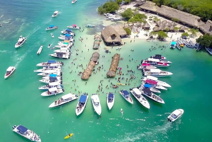 Rosario Islands Sports-Boat Day Trip: Isla Grande, Cholón, Agua Azul & Playa Tranquila