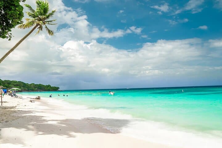 Rosario Islands & Playa Tranquila Day Tour from Cartagena: Snorkel, Beach & Sunset photo 2