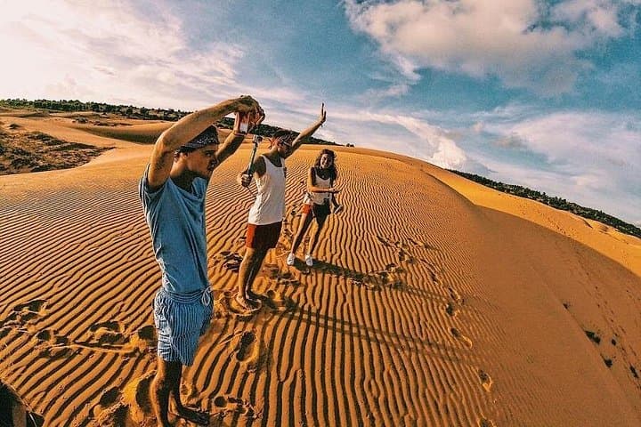 Mui Ne Jeep Tour: Sunrise & Sunset Dune Adventure in Phan Thiet photo 6