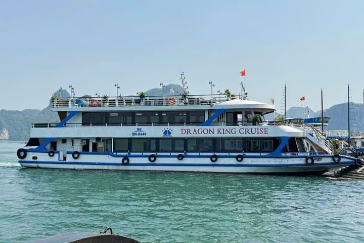 Halong Bay Full-Day Cruise from Hanoi: Sung Sot Cave, Kayak & Titop Island photo 5