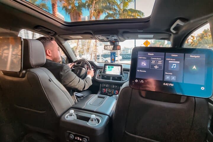 Private Transfer to Fort Lauderdale Airport FLL: Luxury Departures & Practical Tips photo 1
