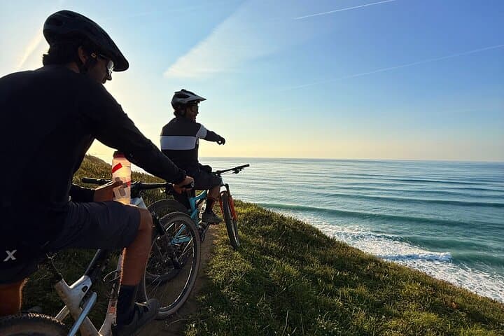 Electric Bike Tour of Sesimbra Coast: Cabo Espichel & Lagoa de Albufeira Circuit