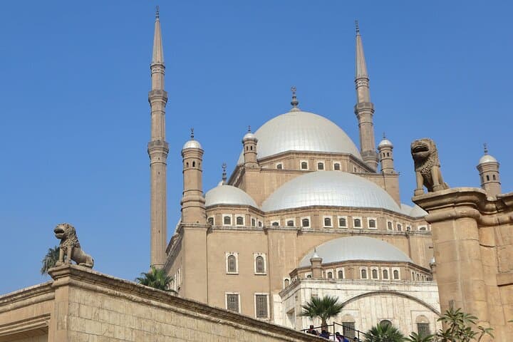 Cairo Ancient & Medieval Wonders: Pyramids, Egyptian Museum & Citadel Day Tour photo 5