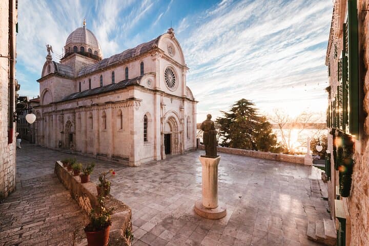 Private Krka Waterfalls, Šibenik & Baraka Winery Day Tour from Split