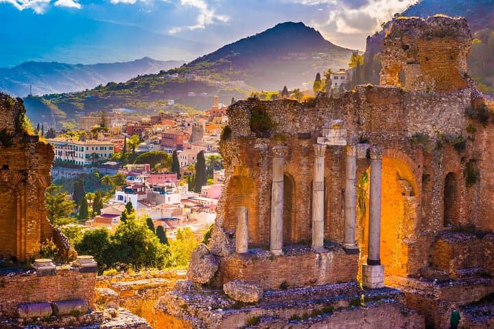 Taormina & Castelmola Shore Excursion from Messina: Mt Etna Views and Historic Corso Umberto