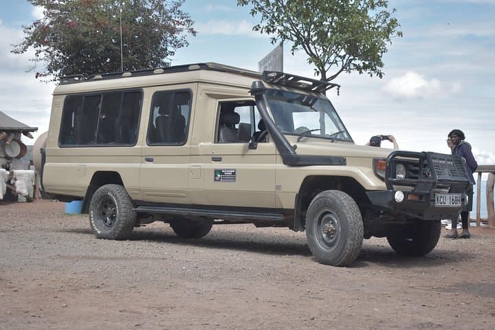 Tsavo East 2-Day Cruise Ship Safari — Overnight Game Drive from Mombasa photo 2