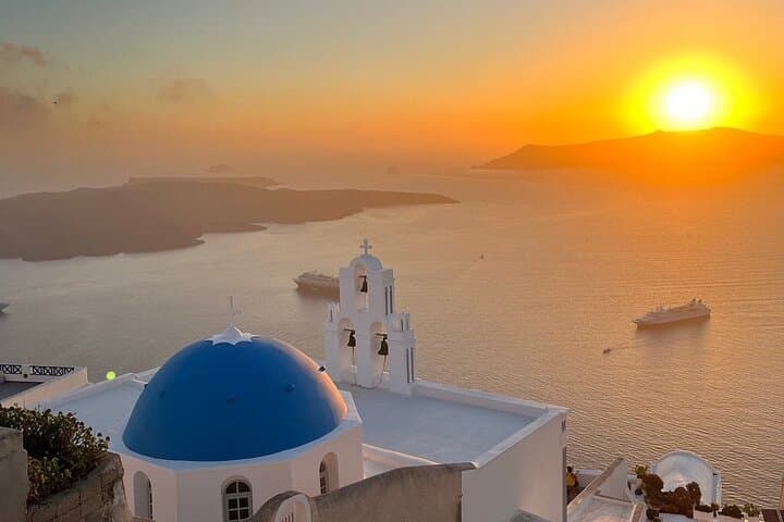Santorini Uncovered: Private Caldera Drive to Oia, Red Beach & Perissa photo 3