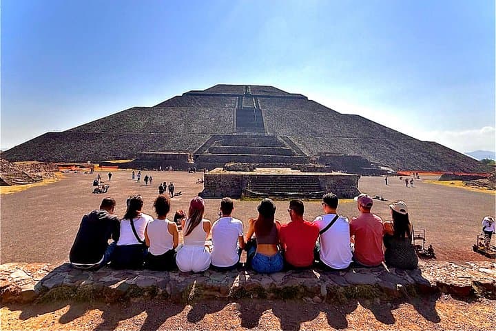 Teotihuacan Sunrise Tour: Climb the Pyramids from Mexico City photo 3