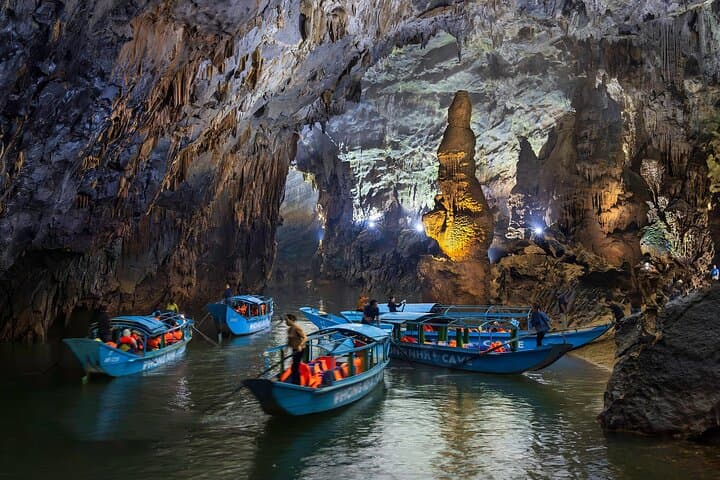Da Nang to Phong Nha: Explore Paradise Cave & Phong Nha Underground River photo 2