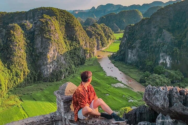 Tam Coc & Mua Cave Private Day Trip from Hanoi — Boat, Bikes & Bich Dong Pagoda photo 1