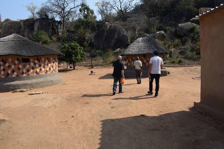 Silunguzi Matobo Village Tour — San Rock Art & Community Immersion photo 4