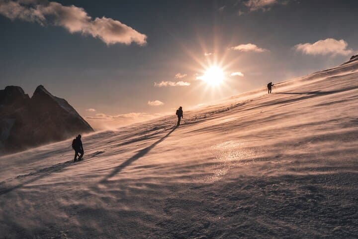 Sea-Mountain Snowshoe: 3-Hour Winter Hike in West Lofoten photo 4