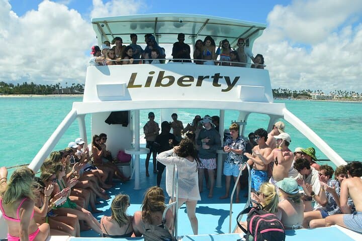 Punta Cana Catamaran Party: 3-Hour Open-Bar Snorkel & Beach Bash photo 3