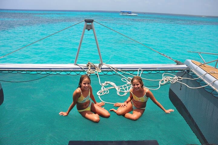 Private Yacht to Isla Saona & Palmilla Natural Pool — Full-Day Luxury from Bayahibe photo 3