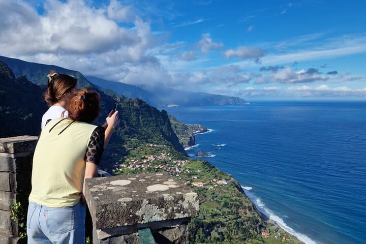 Madeira North Wine Tasting Tour: São Vicente Vineyards & Santana Traditions photo 3