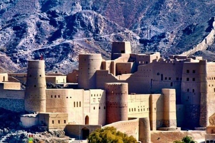 Oman's Highlights: 4-Day Muscat, Wadi Shab & Daymaniyat Snorkel Tour photo 2