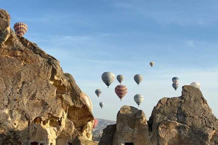 Sunrise Hot Air Balloon Over Cappadocia: Göreme Flight & Practical Tips photo 3