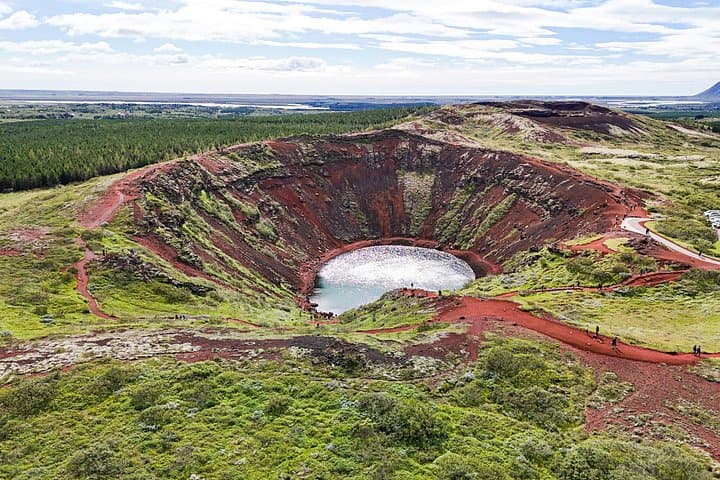 Private Golden Circle Tour from Reykjavik: Thingvellir, Geysir, Gullfoss & Kerid Crater photo 4