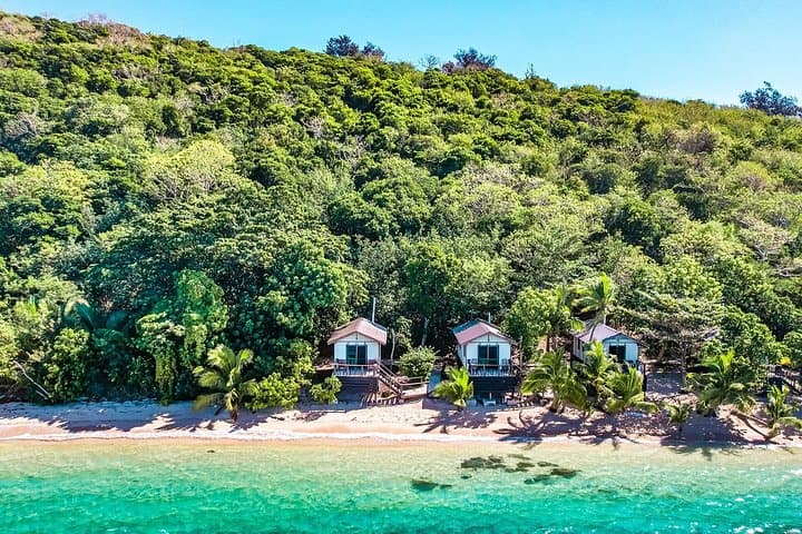 Mantaray Island Day Trip: Snorkel the Yasawa House Reef with Lunch photo 4