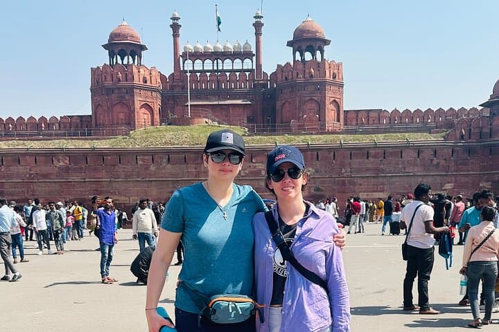 Old Delhi Monuments Walk: Rickshaw Ride, Spice Market & Street Snacks photo 5