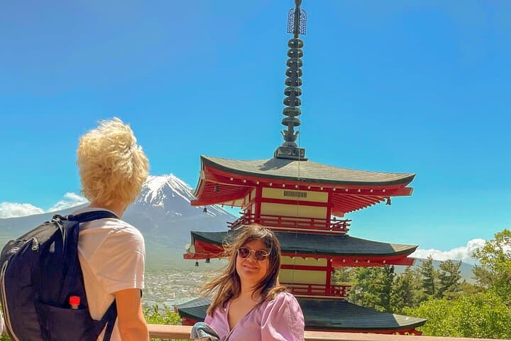 Day Trip from Tokyo: Mount Fuji & Hakone Private Sightseeing Tour photo 6