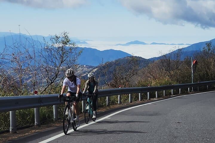 Taiwan KOM Challenge Cycling Tour from Puli to Wuling Pass photo 4