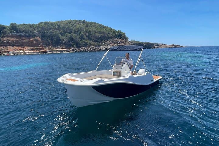 Be Your Own Captain: Self-Drive No‑License Boat Rental in Ibiza photo 4