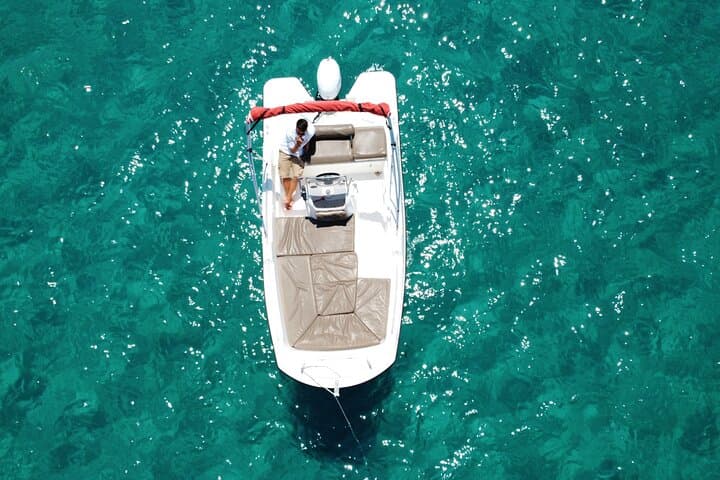 Be Your Own Captain: Self-Drive No‑License Boat Rental in Ibiza